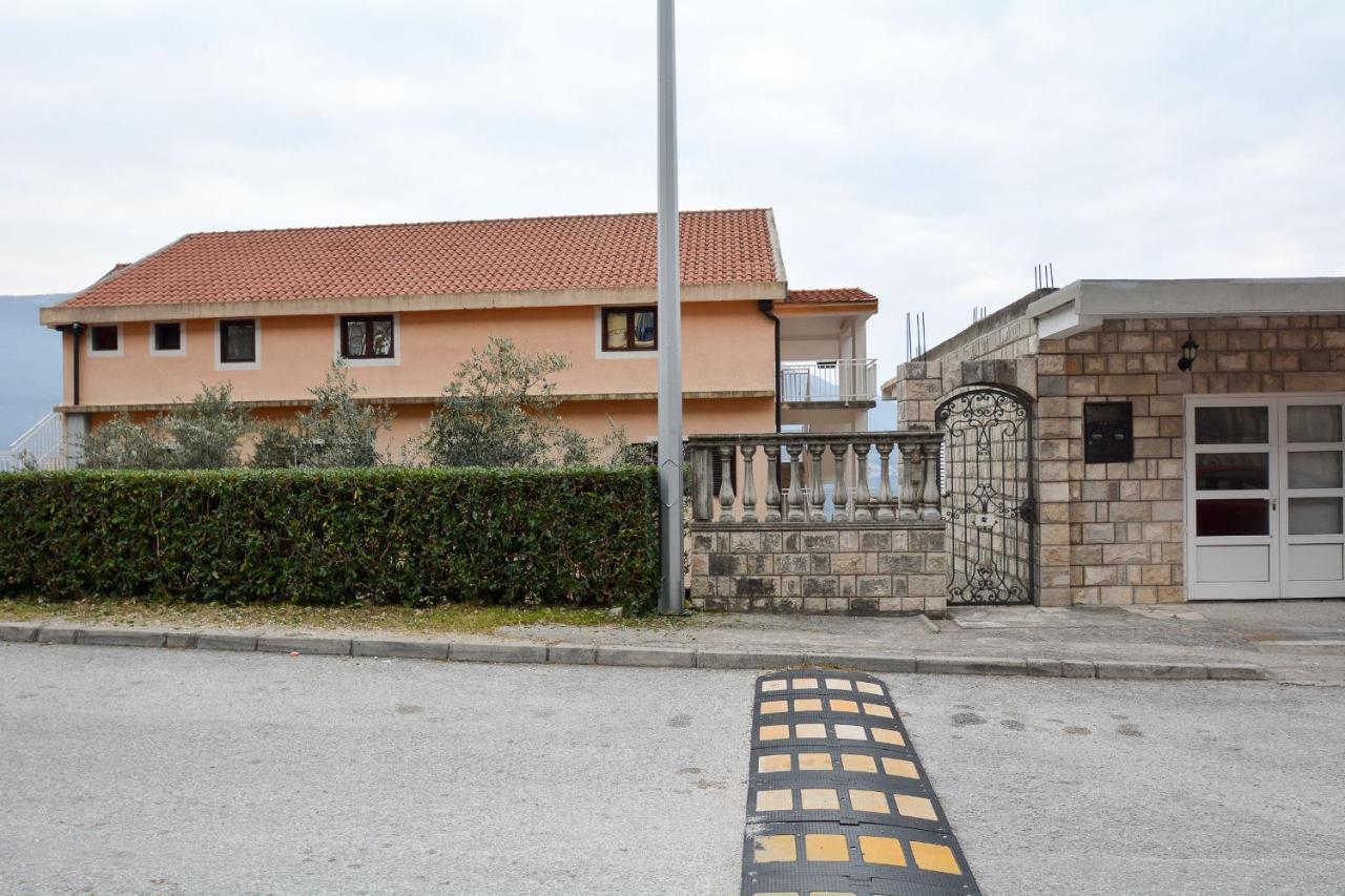Modern Seaside Escape - Stunning Sea View - Private & Stylish Apartment Kotor Exterior photo